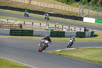 enduro-digital-images;event-digital-images;eventdigitalimages;mallory-park;mallory-park-photographs;mallory-park-trackday;mallory-park-trackday-photographs;no-limits-trackdays;peter-wileman-photography;racing-digital-images;trackday-digital-images;trackday-photos